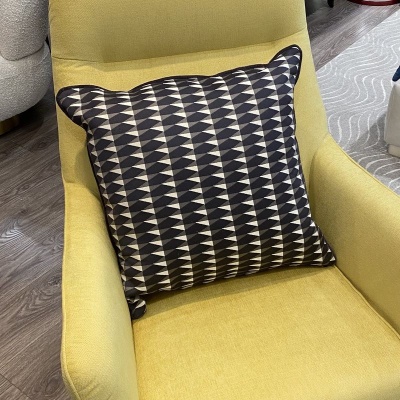Подушка декоративная, отделка ткань кат. С, кант Bellagio 14 881706