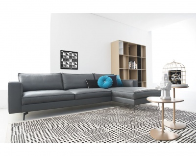 Square 352583
